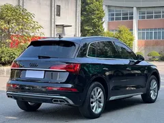 2022 Audi Q5L 40T, чёрный — фото 15
