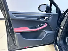 2023 Porsche Macan 2.0T, чёрный — фото 19