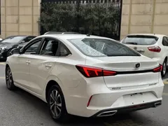 2021 Changan Eado PLUS 1.6L GDI CVT, белый — фото 5