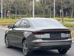 2022 Geely Emgrand 1.5L CVT — фото 7