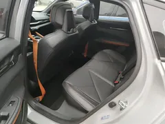 2022 Changan UNI-V 1.5T Premium — фото 14