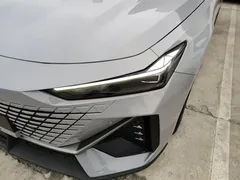 2022 Changan UNI-V 1.5T Premium — фото 15