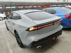2022 Changan UNI-V 1.5T Premium — фото 21