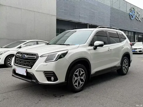 2022 Subaru Forester 2.0i AWD Luxury