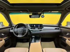 2020 Lexus ES 300h Premium — фото 13