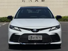 2023 Toyota Camry 2.0G Luxury, белый — фото 2