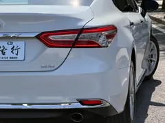 2023 Toyota Camry 2.0G Luxury, белый — фото 31