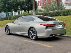 2021 Lexus LS 500h Excellence — фото 4
