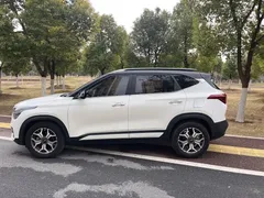 2021 Kia Seltos 1.5L CVT, белый — фото 7