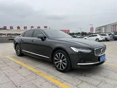 2021 Volvo S90 — фото 3