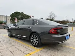2021 Volvo S90 — фото 6