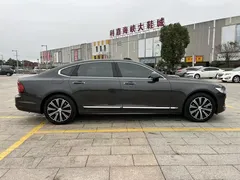 2021 Volvo S90 — фото 8
