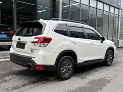 2022 Subaru Forester 2.0i AWD Luxury EyeSight, белый — фото 10