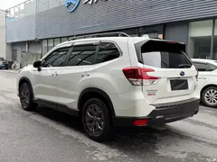 2022 Subaru Forester 2.0i AWD Luxury EyeSight, белый — фото 12