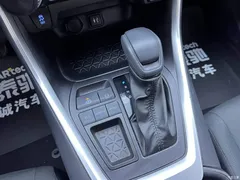 2022 Toyota Wildlander 2.0L CVT 2WD Advanced — фото 24