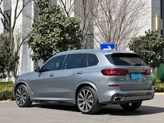 2022 BMW X5 30Li M — фото 7