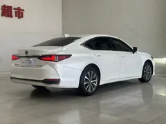 2022 Lexus ES 200 Luxury, белый — фото 5