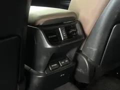 2022 Lexus ES 200 Luxury, белый — фото 14