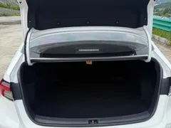 2022 Toyota Corolla 1.2T S-CVT Pioneer PLUS — фото 16