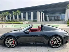 2022 Porsche 911 Targa 4S 3.0T, чёрный — фото 2