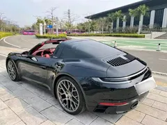 2022 Porsche 911 Targa 4S 3.0T, чёрный — фото 4