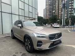 2023 Volvo XC60 B5 4WD Zhiyi Luxury — фото 3