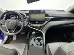 2021 Toyota Camry Hybrid 2.5HG Luxury — фото 24