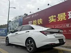 2021 Hyundai Elantra 240TGDi DCT LUX Premium, белый — фото 9