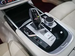 2019 BMW 7 Series 750Li xDrive V8 M Sport Package — фото 19