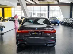 2019 BMW 7 Series 750Li xDrive V8 M Sport Package — фото 21
