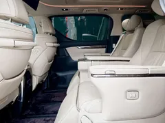 2020 Toyota Vellfire Hybrid 2.5L HV Premium, чёрный — фото 12