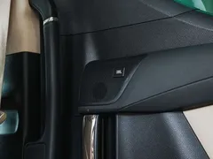 2020 Toyota Vellfire Hybrid 2.5L HV Premium, чёрный — фото 16