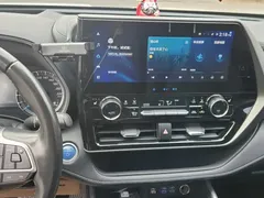 2023 Toyota Highlander 2.5L Smart Hybrid 4WD Premium 7, белый — фото 11