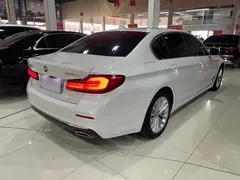 2021 BMW 5 Series 535Le, белый — фото 4