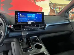 2021 Toyota Sienna 2.5L Hybrid Premium — фото 9