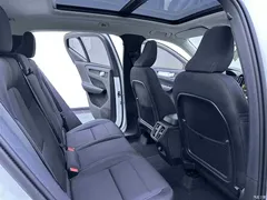 2022 Volvo XC40 T4 4WD Zhixing Fashion, белый — фото 9