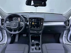 2022 Volvo XC40 T4 4WD Zhixing Fashion, белый — фото 12
