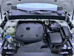 2022 Volvo XC40 T4 4WD Zhixing Fashion, белый — фото 20