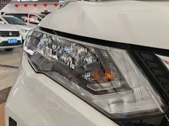 2022 Nissan X-Trail 2.0L 2WD Premium, белый — фото 4