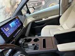2023 Toyota Granvia 2.5L Hybrid Luxury, чёрный — фото 6