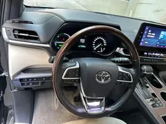 2023 Toyota Granvia 2.5L Hybrid Luxury, чёрный — фото 7