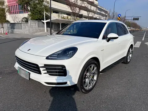 2022 Porsche Cayenne E-Hybrid 2.0T PHEV Platinum