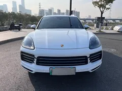 2022 Porsche Cayenne E-Hybrid 2.0T PHEV Platinum, белый — фото 2