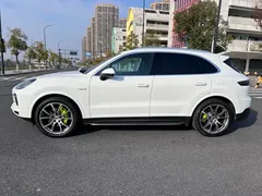 2022 Porsche Cayenne E-Hybrid 2.0T PHEV Platinum, белый — фото 4