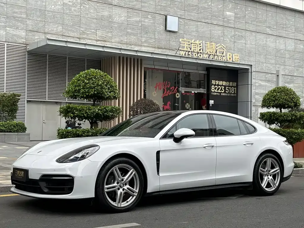2023 Porsche Panamera 2.9T