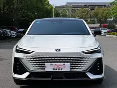 2022 Changan UNI-V 1.5T, белый — фото 2