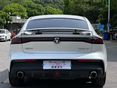 2022 Changan UNI-V 1.5T, белый — фото 8