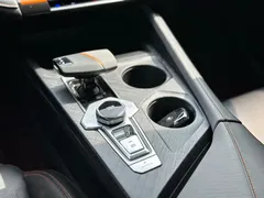 2022 Changan UNI-V 1.5T, белый — фото 15