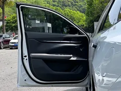 2022 Changan UNI-V 1.5T, белый — фото 22