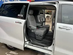 2023 Toyota Sienna 2.5L Hybrid Luxury, белый — фото 3